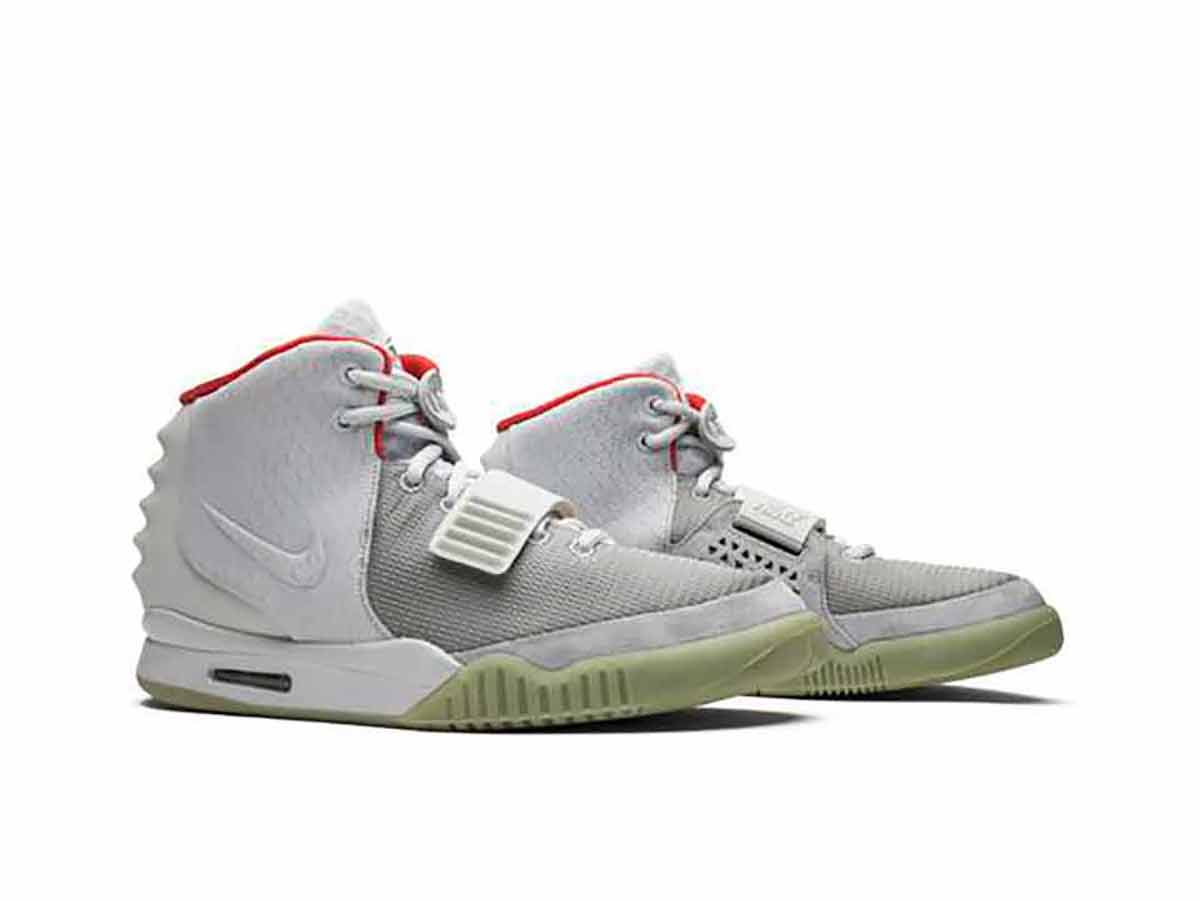 https://d2cva83hdk3bwc.cloudfront.net/air-yeezy-2-nrg-508214-010-8.jpg