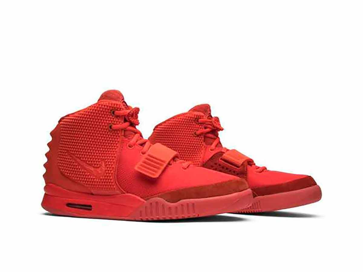 https://d2cva83hdk3bwc.cloudfront.net/air-yeezy-2-sp-red-october-508214-660-8.jpg