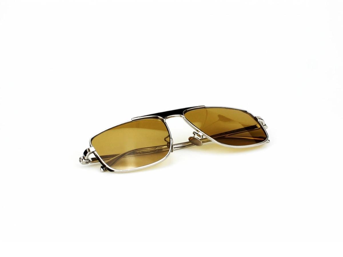 https://d2cva83hdk3bwc.cloudfront.net/alexander-mcqueen-am0200s-003-58-sunglasses-in-yellow-gold-metal-frame-with-yellow-lenses-6.jpg