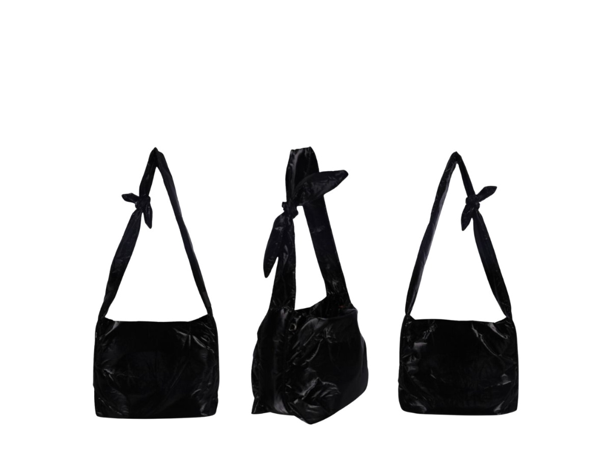 https://d2cva83hdk3bwc.cloudfront.net/alice-martha_alice-martha-nober-mini-bag--silver--2.jpg