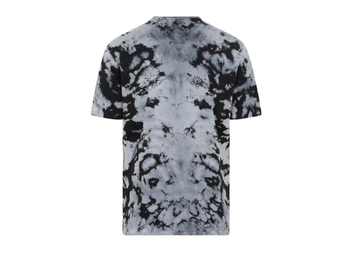 https://d2cva83hdk3bwc.cloudfront.net/amiri-crystal-ball-tie-dye-t-shirt-black-2.jpg