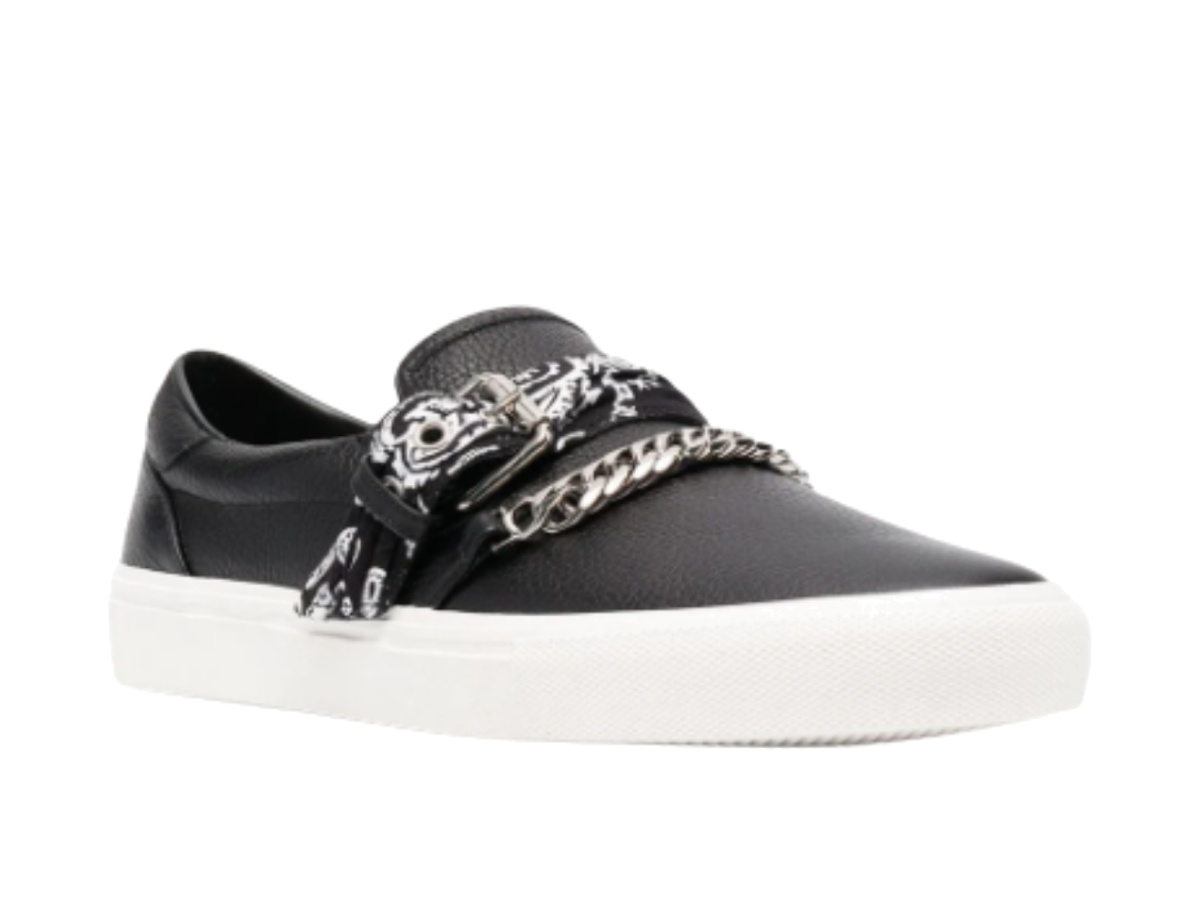 https://d2cva83hdk3bwc.cloudfront.net/amiri-snsabscdslefs-amiri-bandana-strap-chain-detail-sneakers-2.jpg