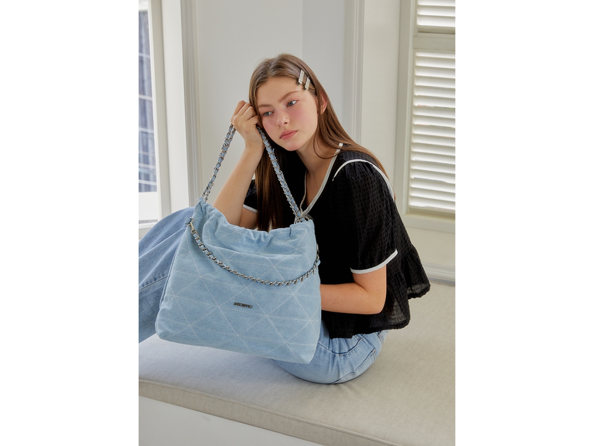 Buy Anoetic ANC Draw Chain Shoulder Bag Denim | SASOM