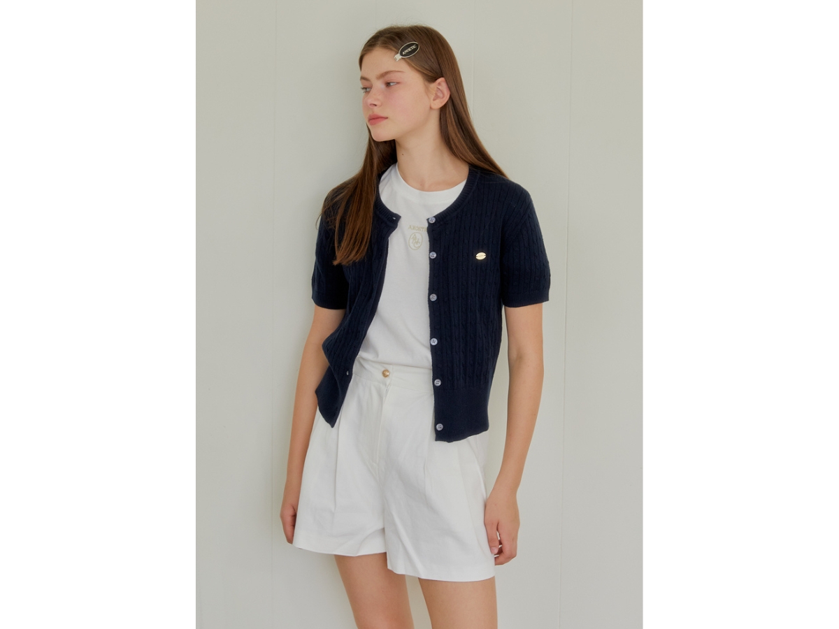 https://d2cva83hdk3bwc.cloudfront.net/anoetic-anc-logo-cable-cardigan-navy-4.jpg