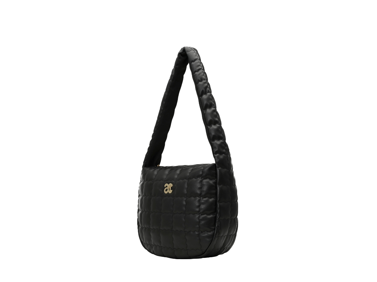 https://d2cva83hdk3bwc.cloudfront.net/anoetic-anc-quilting-big-bag-black-2.jpg