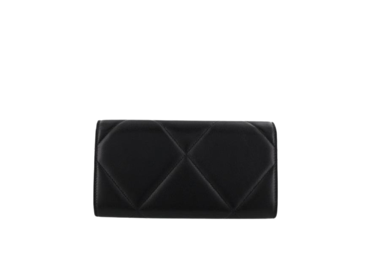 https://d2cva83hdk3bwc.cloudfront.net/ap0955-b04852-94305-chanel-19-long-flap-wallet-4.jpg