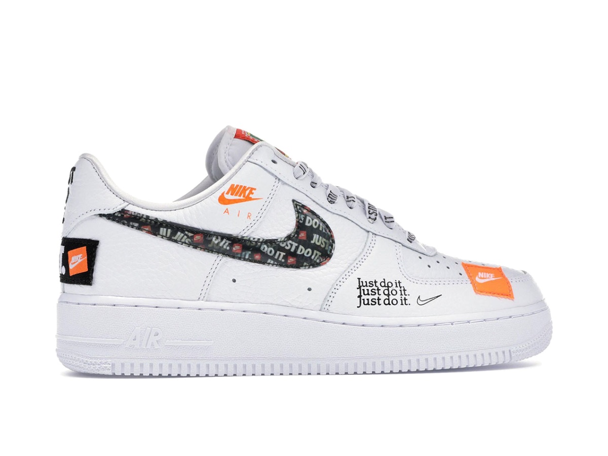 https://d2cva83hdk3bwc.cloudfront.net/ar7719-100-nike-air-force-1-low-just-do-it-pack-white-black-1.jpg