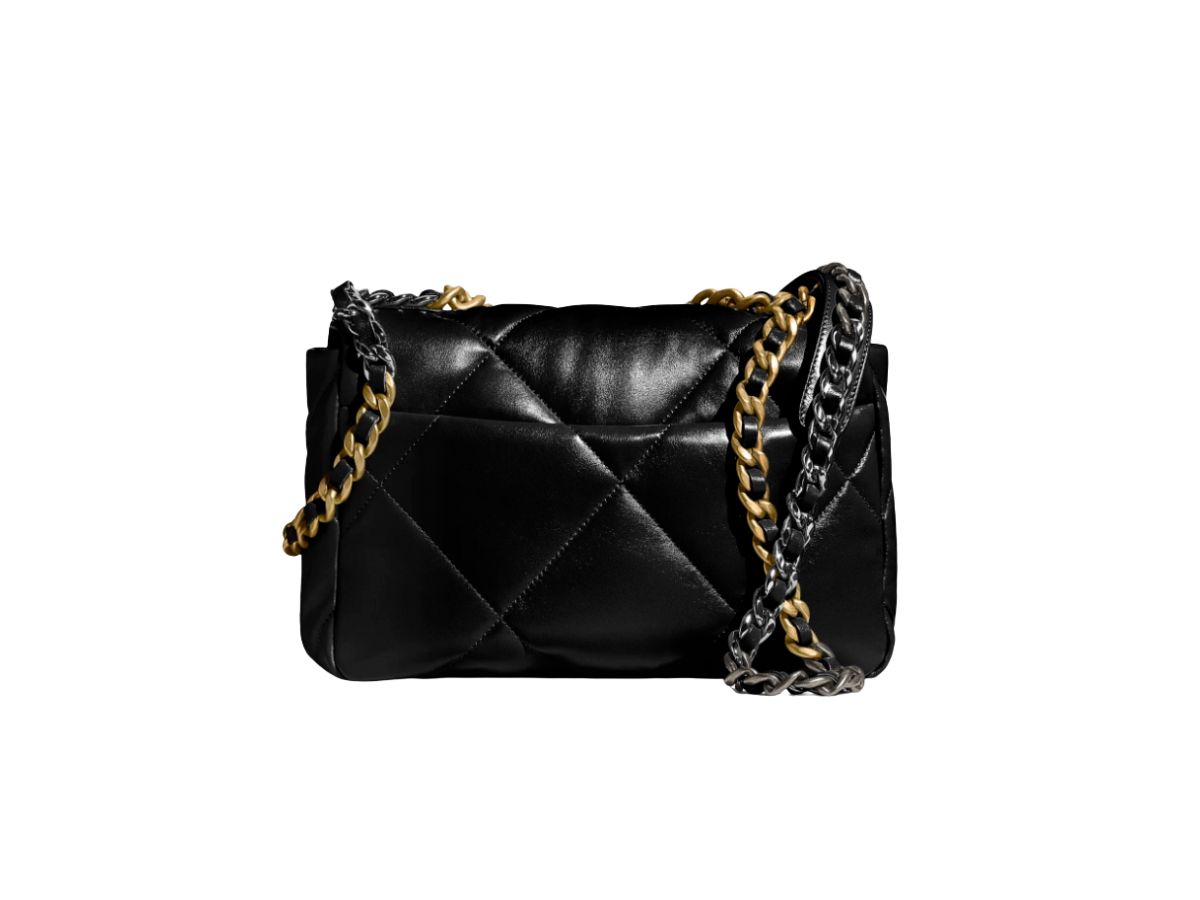 https://d2cva83hdk3bwc.cloudfront.net/as1160-b04852-94305-chanel-19-handbag-small-shiny-lambskin-black-2.jpg