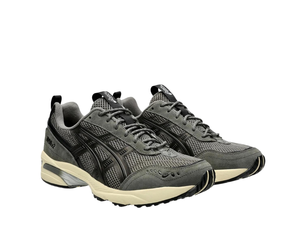 https://d2cva83hdk3bwc.cloudfront.net/asics-gel-1090-v2-truffle-grey-black-3.jpg