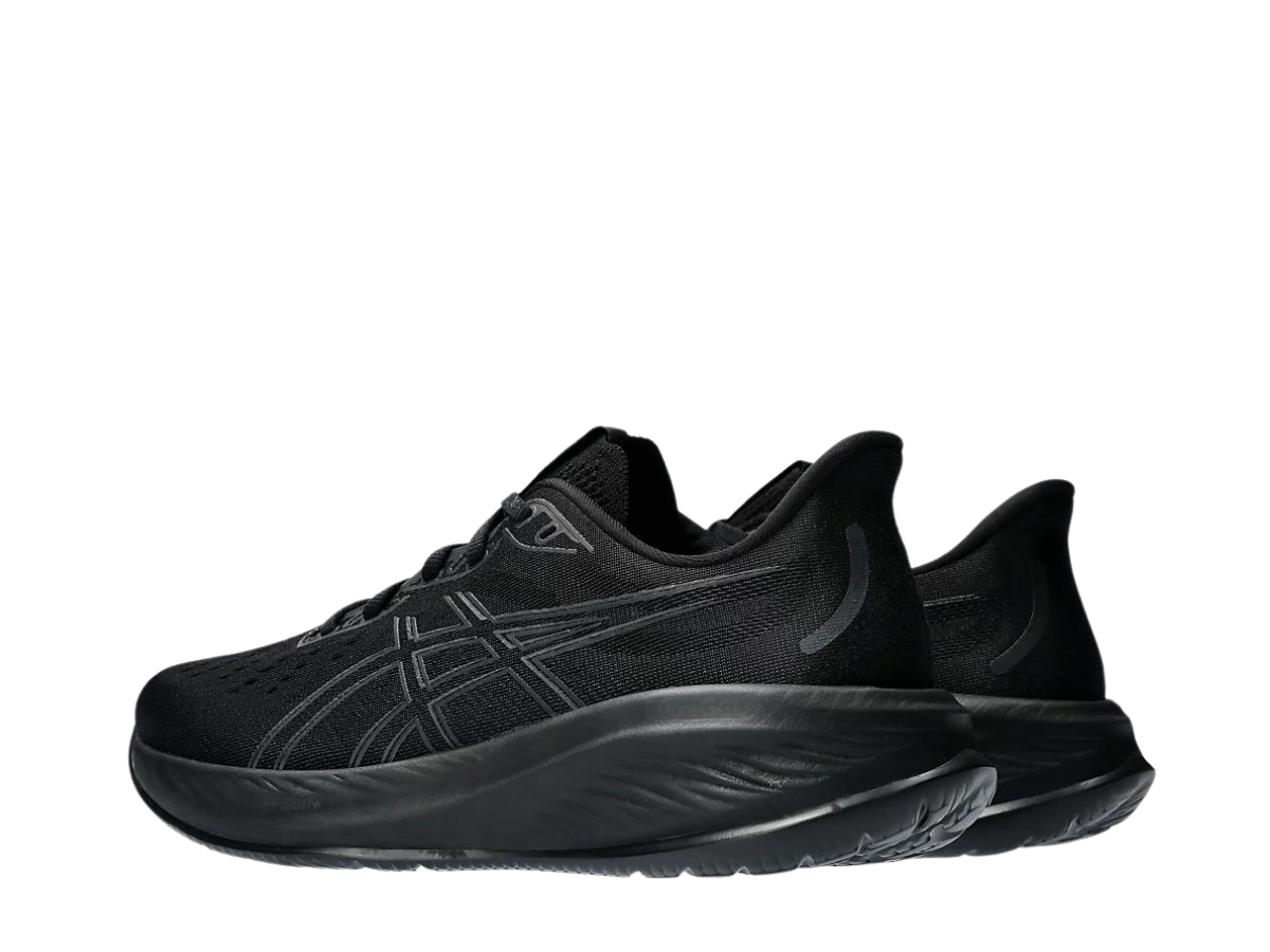 https://d2cva83hdk3bwc.cloudfront.net/asics-gel-cumulus26-black-4.jpg