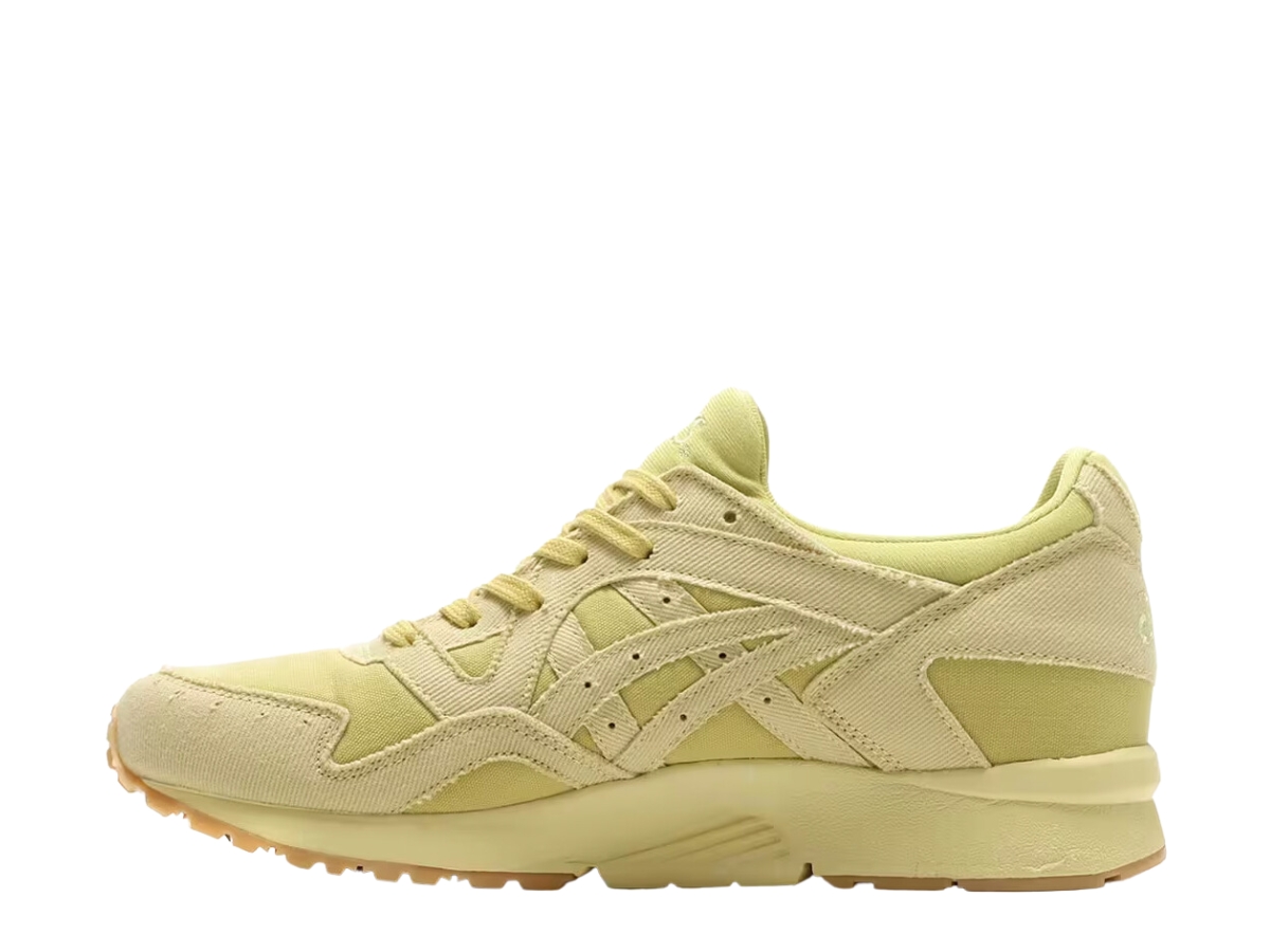 https://d2cva83hdk3bwc.cloudfront.net/asics-gel-lyte-v-matcha-green-2.jpg