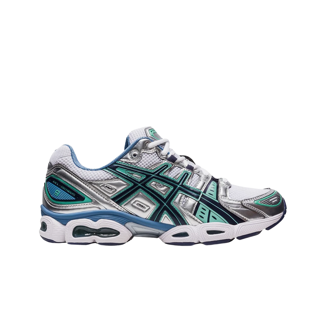 https://d2cva83hdk3bwc.cloudfront.net/asics-gel-nimbus-9-white-pure-silver-2.jpg