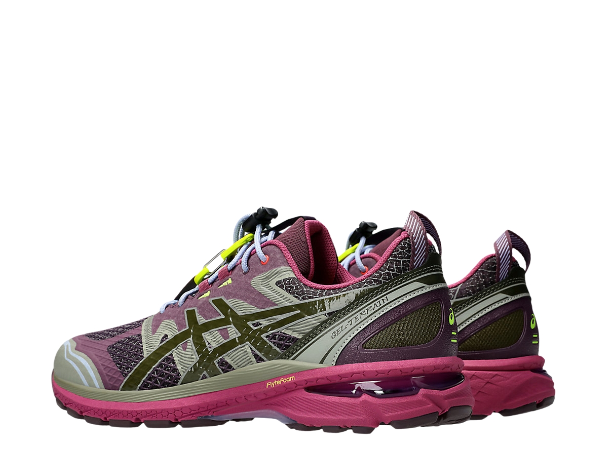 https://d2cva83hdk3bwc.cloudfront.net/asics-gel-terrain-up-there-6.jpg