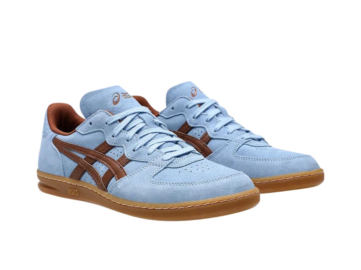 https://d2cva83hdk3bwc.cloudfront.net/asics-hay-x-skyhand-og-chambray-blue-tortoise-shell-3.jpg
