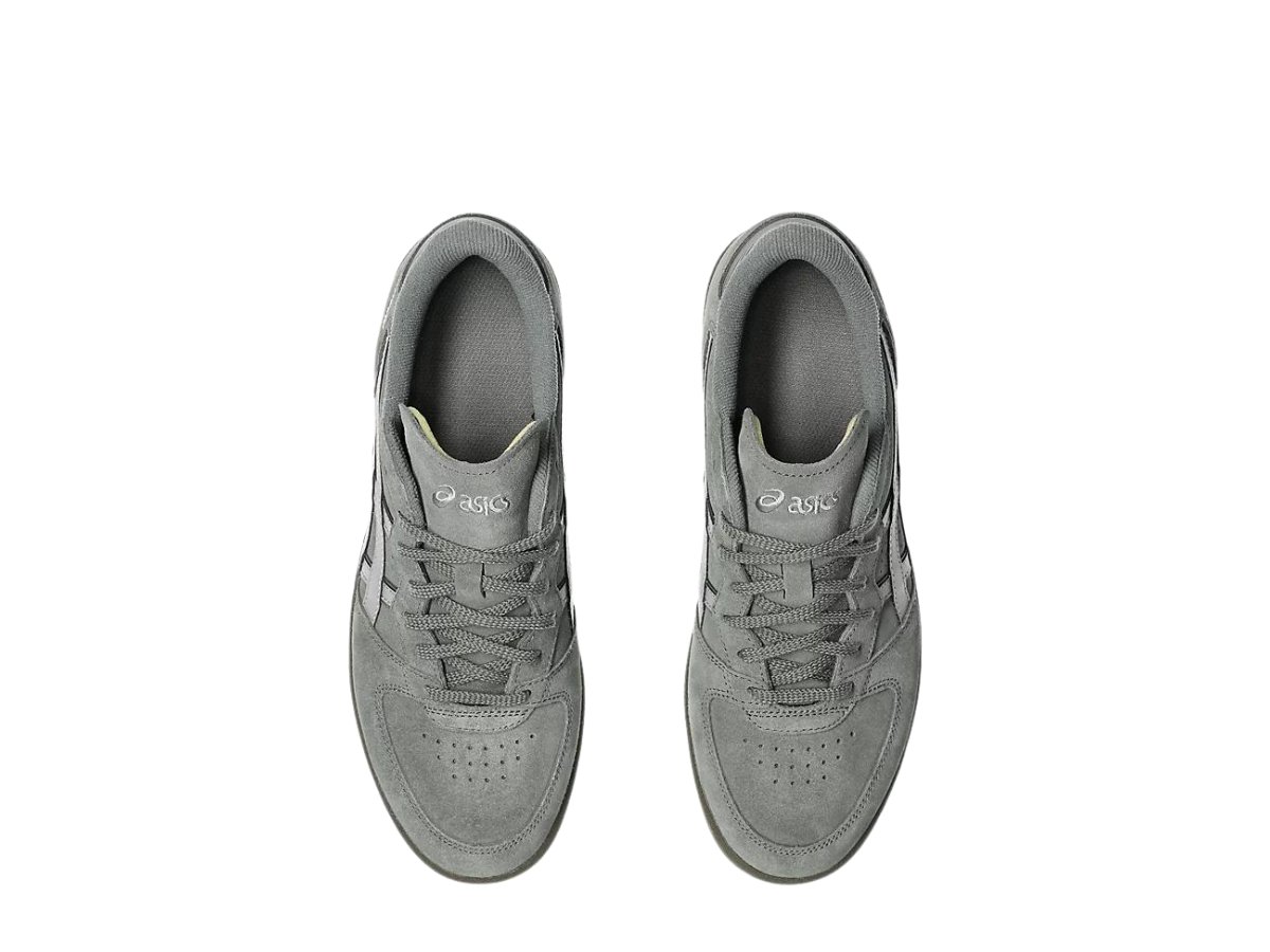 https://d2cva83hdk3bwc.cloudfront.net/asics-skyhand-og-truffle-grey-5.jpg