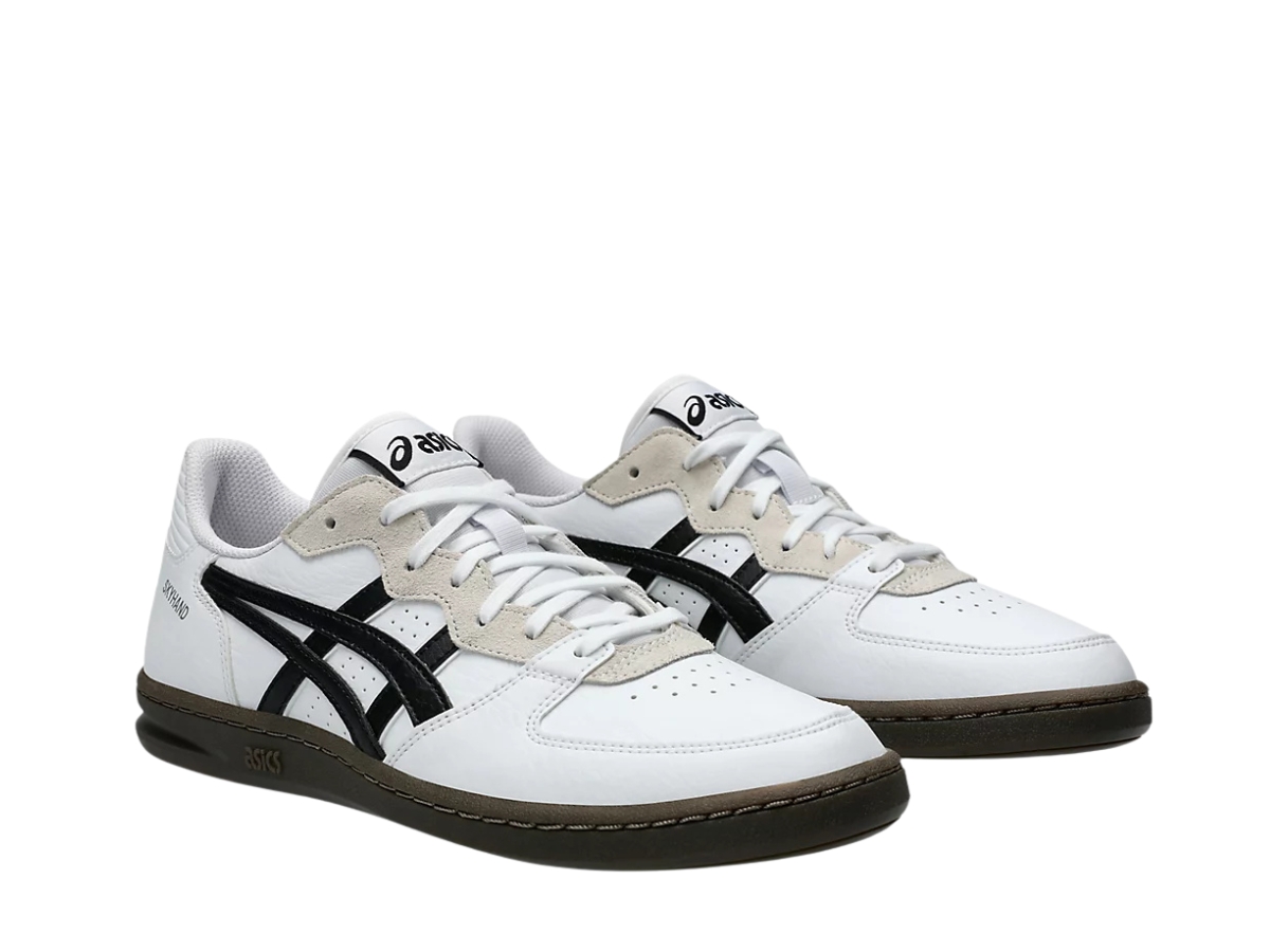 https://d2cva83hdk3bwc.cloudfront.net/asics-skyhand-og-white-black-3.jpg