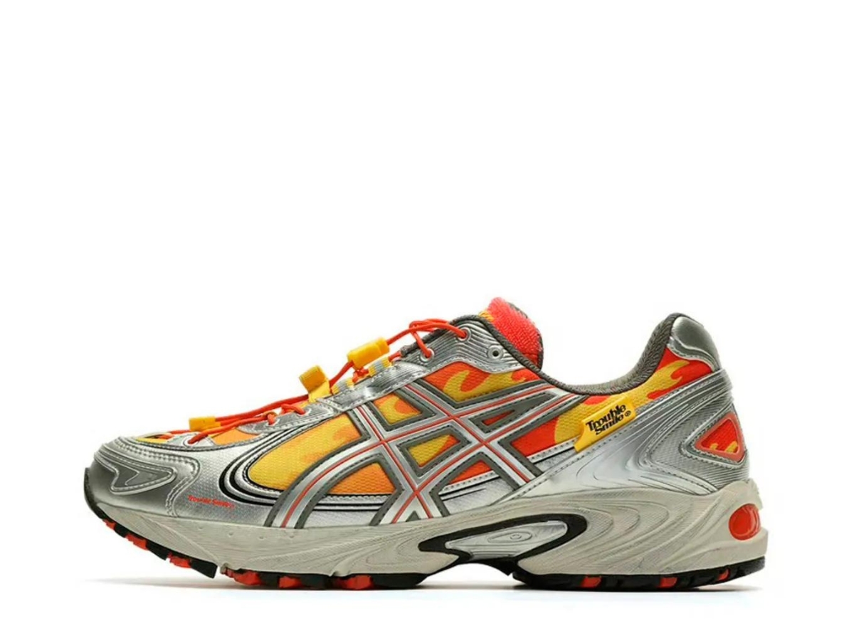 https://d2cva83hdk3bwc.cloudfront.net/asics-trouble-smile-x-gel-kahana-tr-v4-yellow-silver-orang-2.jpg