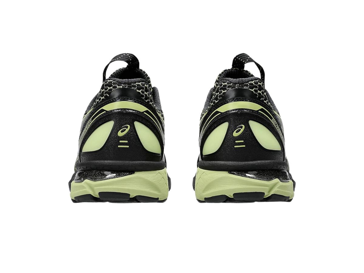https://d2cva83hdk3bwc.cloudfront.net/asics-us4-s-gel-terrain-black-neon-lime-5.jpg