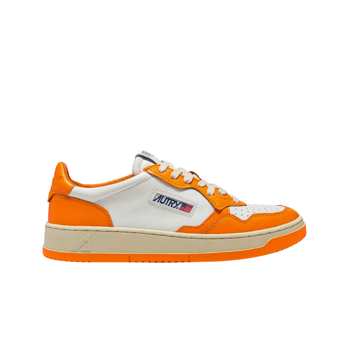 https://d2cva83hdk3bwc.cloudfront.net/autry-medalist-low-leather-sneakers-orange-white-2.jpg