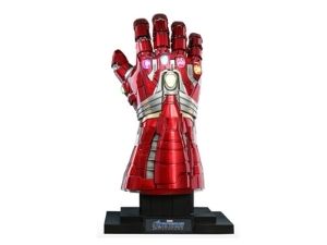 Buy Avengers: Endgame: Hot Toys Replica: Nano Gauntlet (Hulk Version) at Sasom – Authentic and Ready to Ship