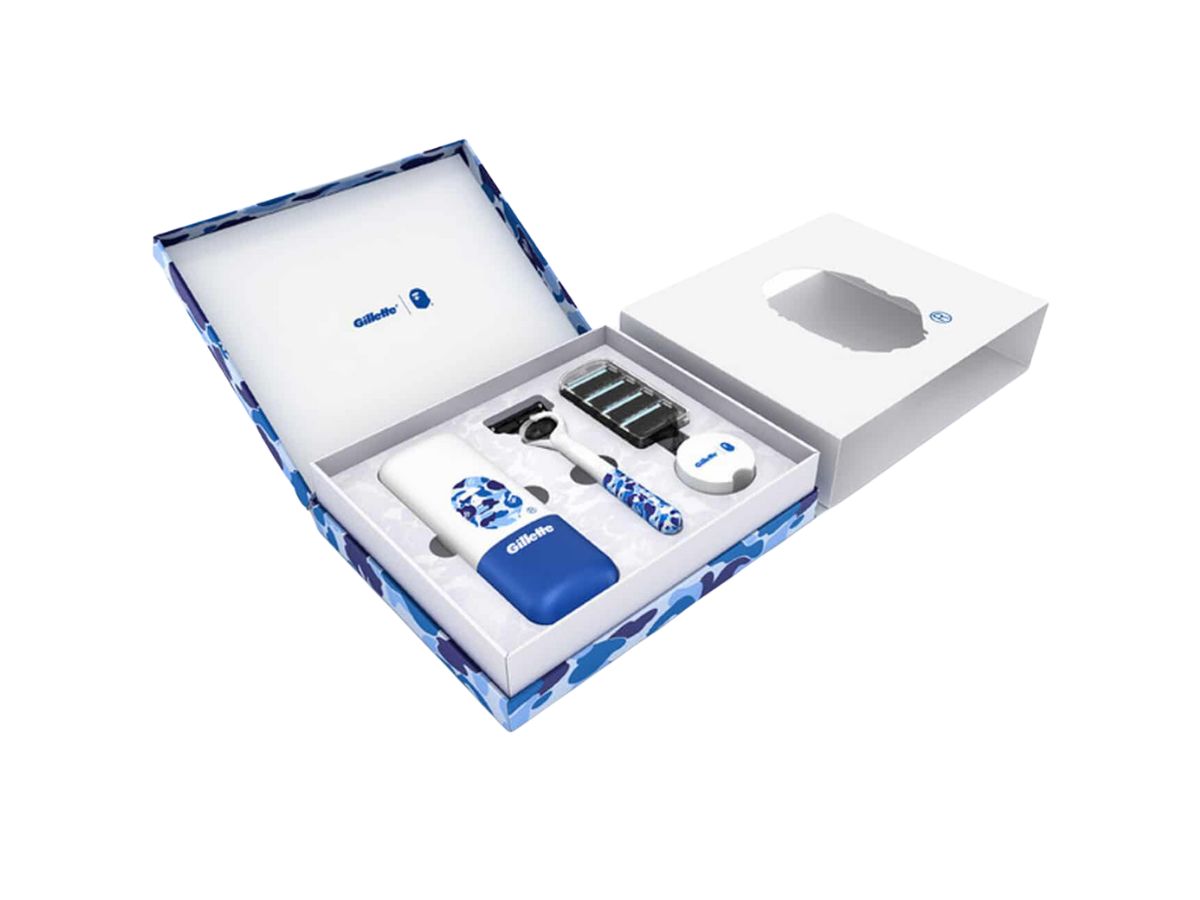 https://d2cva83hdk3bwc.cloudfront.net/ba-huabxglerlbs4srkwtt-bape-x-gillette-limited-edition-razor-large-box-set-4-spare-razors-2.jpg