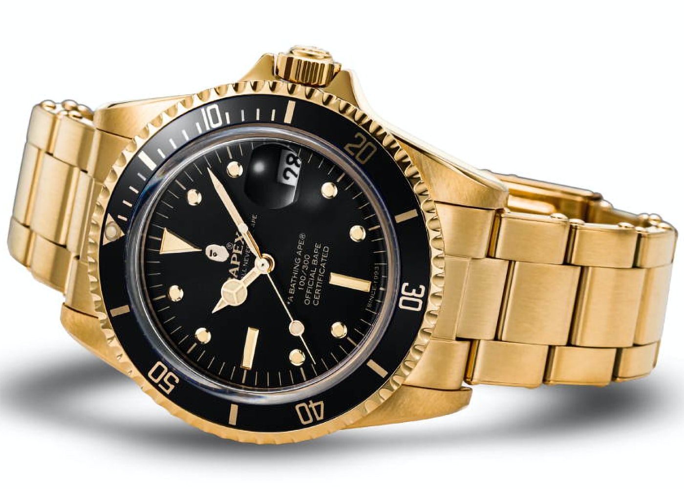 https://d2cva83hdk3bwc.cloudfront.net/ba-wtababat1bwgbtx8t-bape-type-1-bapex-watch-gold-black-2.jpg
