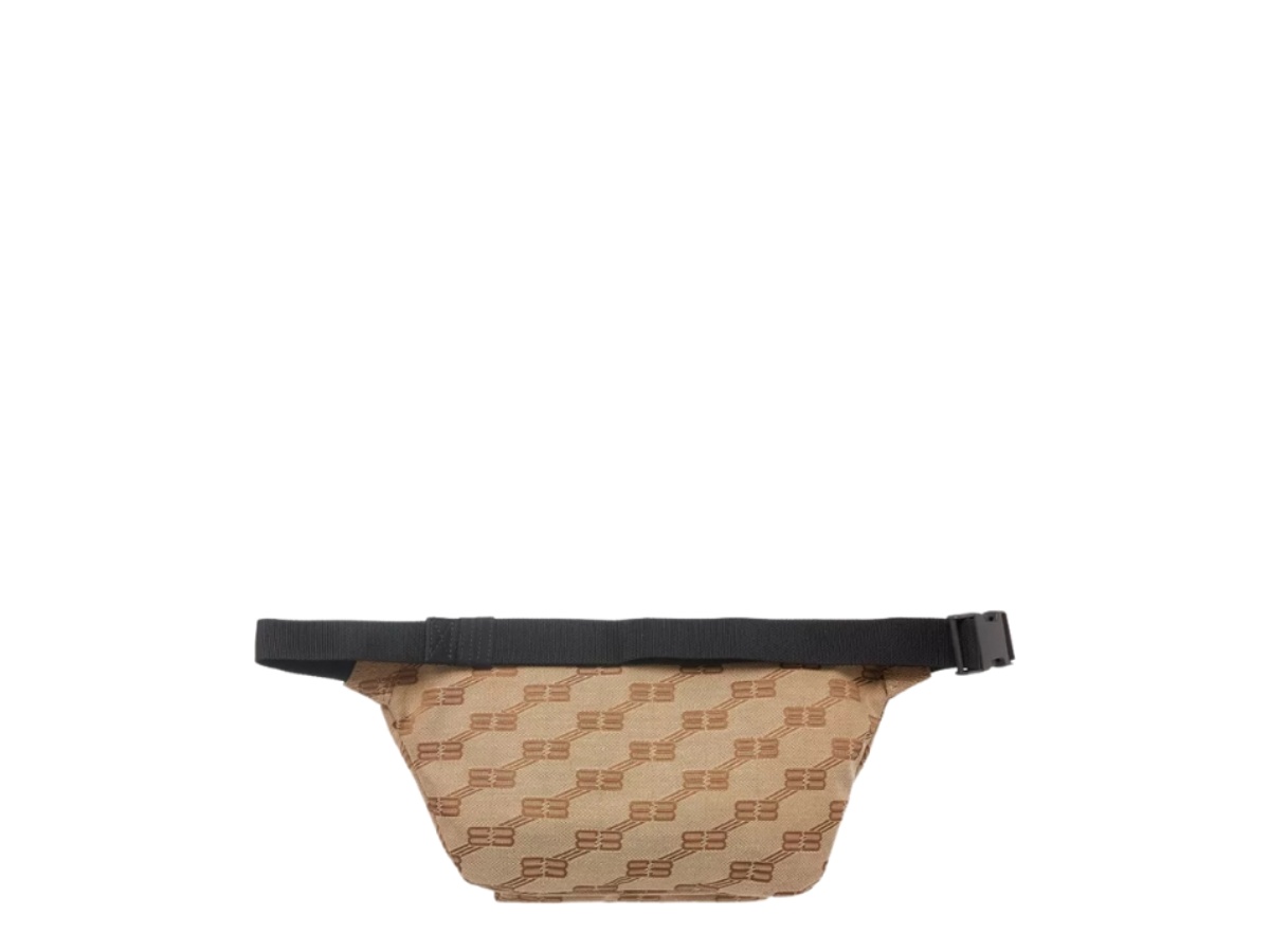 https://d2cva83hdk3bwc.cloudfront.net/balen-wbbbsbbb-balenciaga-signature-belt-bag-beige-2.jpg