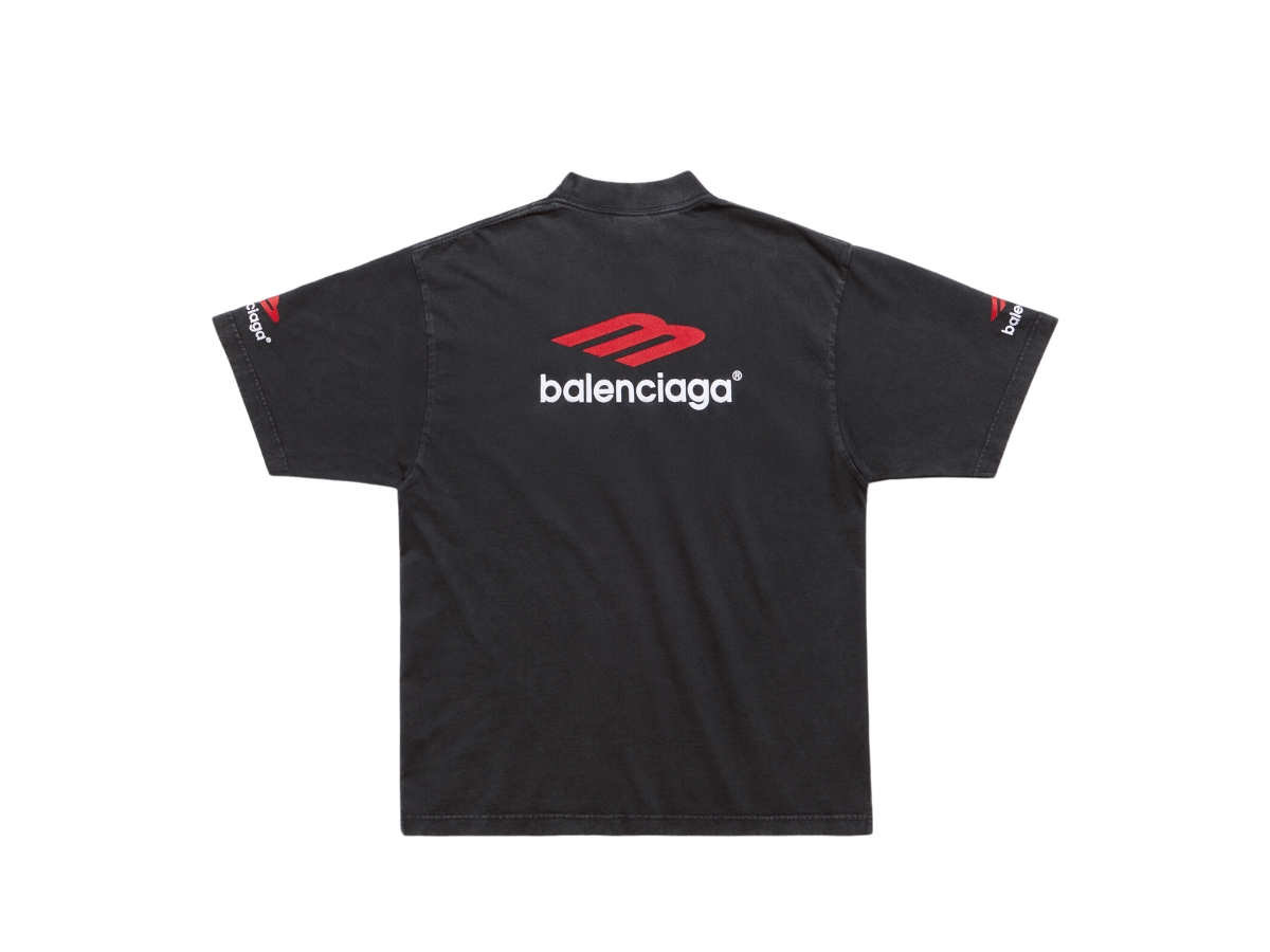 https://d2cva83hdk3bwc.cloudfront.net/balenciaga-3b-sports-icon-t-shirt-medium-fit-black-red-and-white-2.jpg