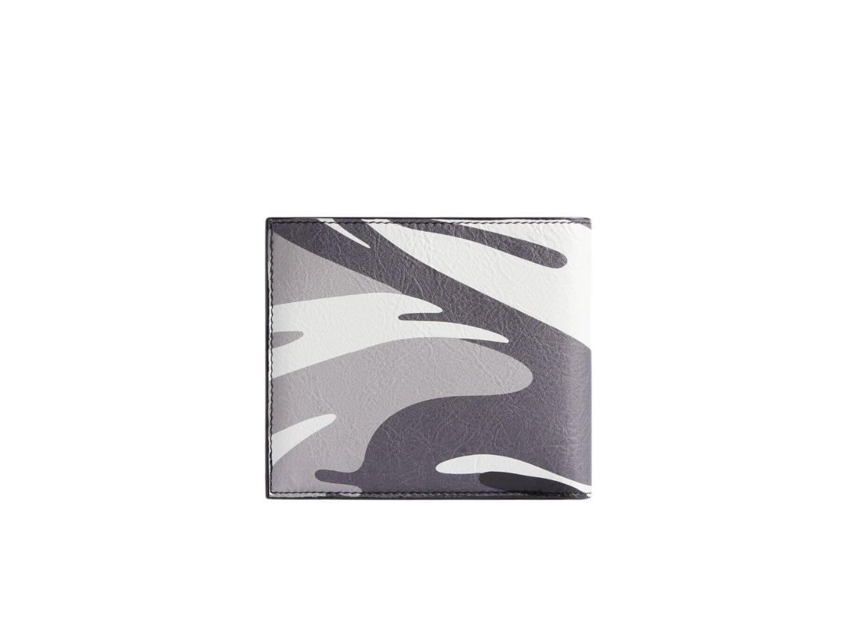 https://d2cva83hdk3bwc.cloudfront.net/balenciaga-cash-square-folded-coin-wallet-in-camo-printed-arena-lambskin-with-4-card-slots-2-bill-pockets-grey-white-3.jpg