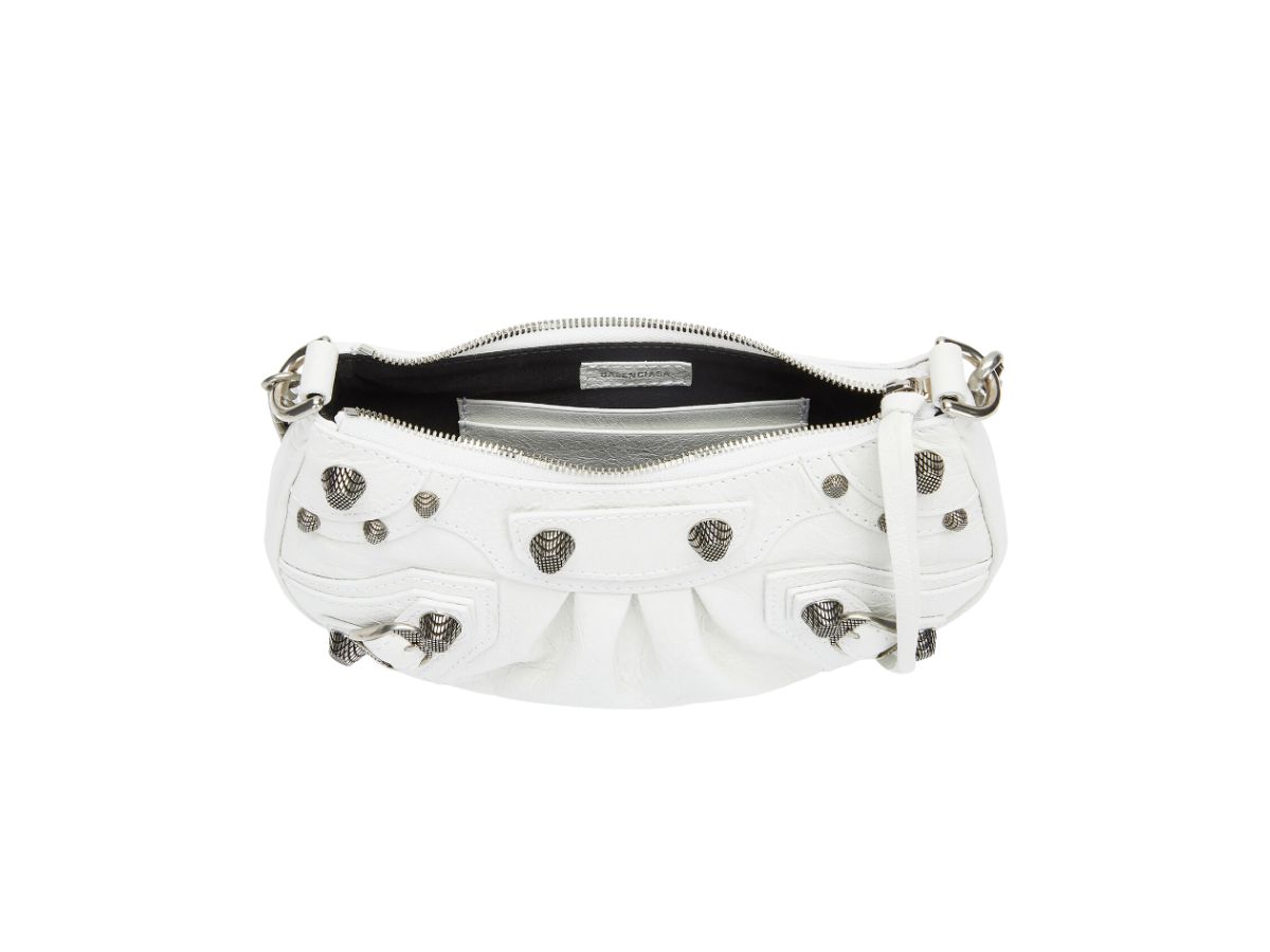 https://d2cva83hdk3bwc.cloudfront.net/balenciaga-le-cagole-mini-bag-with-chain-in-off-white-3.jpg