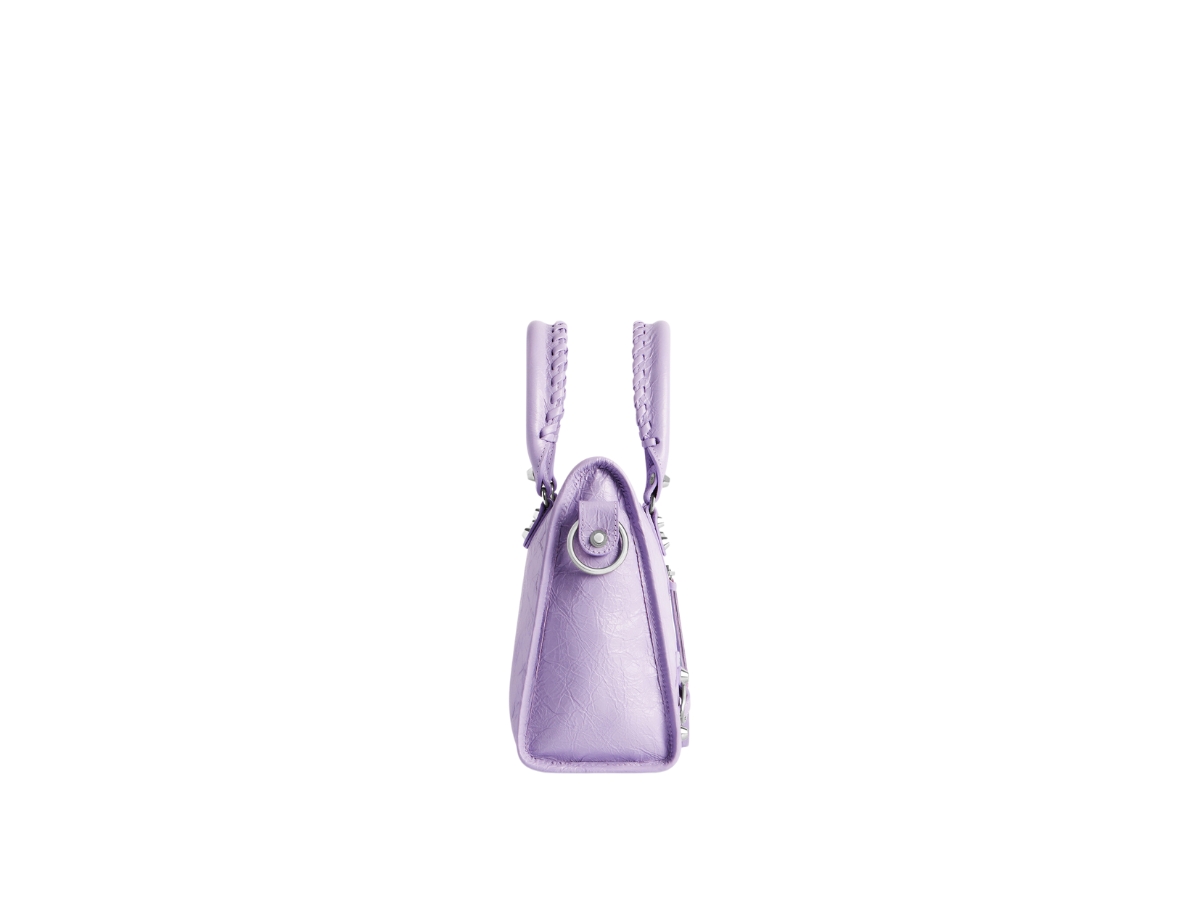 https://d2cva83hdk3bwc.cloudfront.net/balenciaga-le-city-small-bag-in-light-purple-arena-lamsbkin-with-shiny-silver-hardware-3.jpg