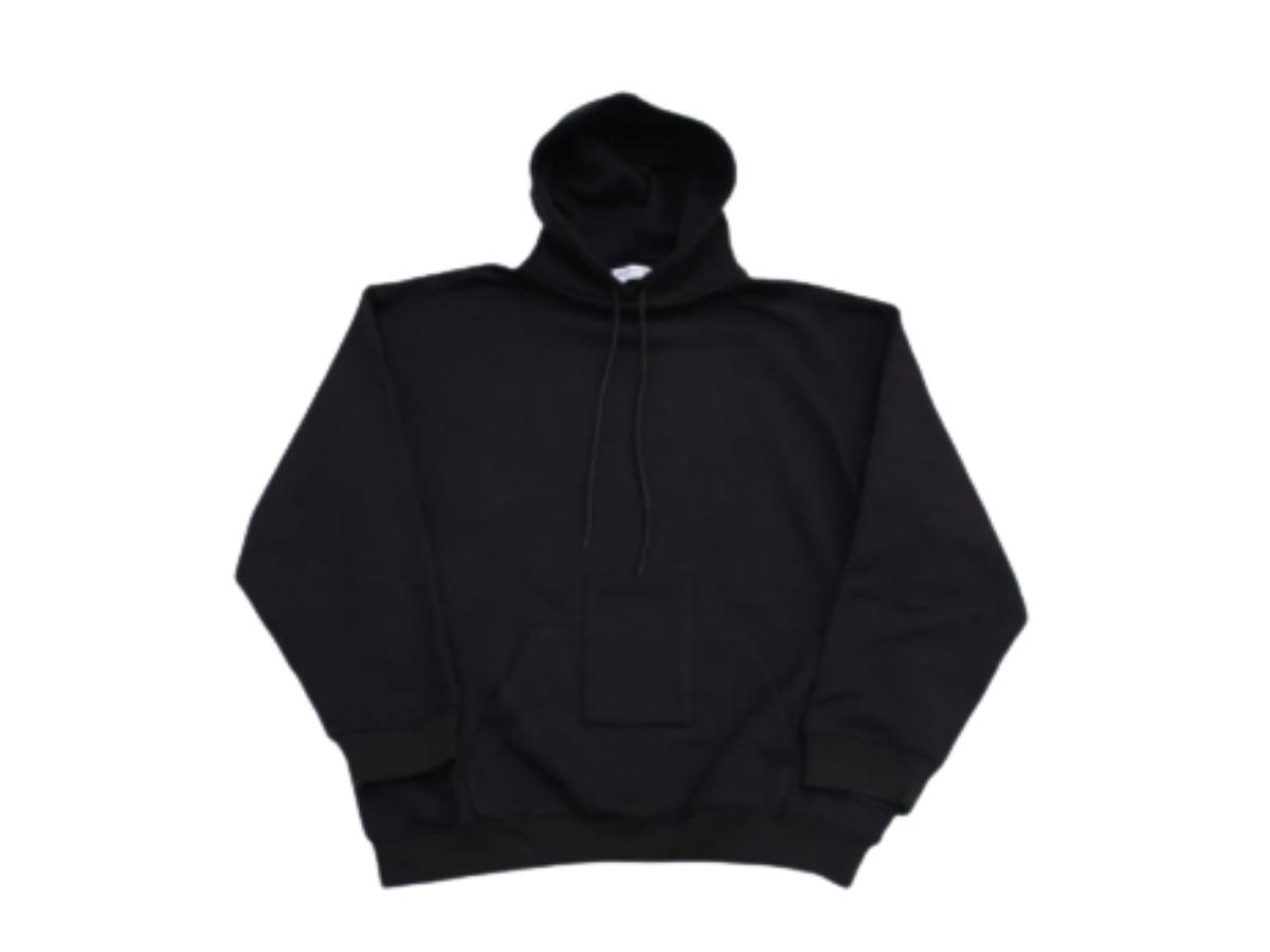 https://d2cva83hdk3bwc.cloudfront.net/balenciaga-logo-hoodie-black-2.jpg