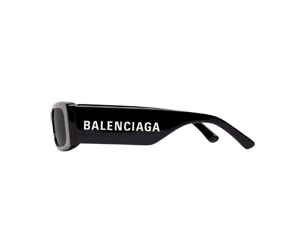 https://d2cva83hdk3bwc.cloudfront.net/balenciaga-max-rectangle-sunglasses-in-black-eastman-acetate-renew-with-rectangle-shape-black-lense-3.jpg