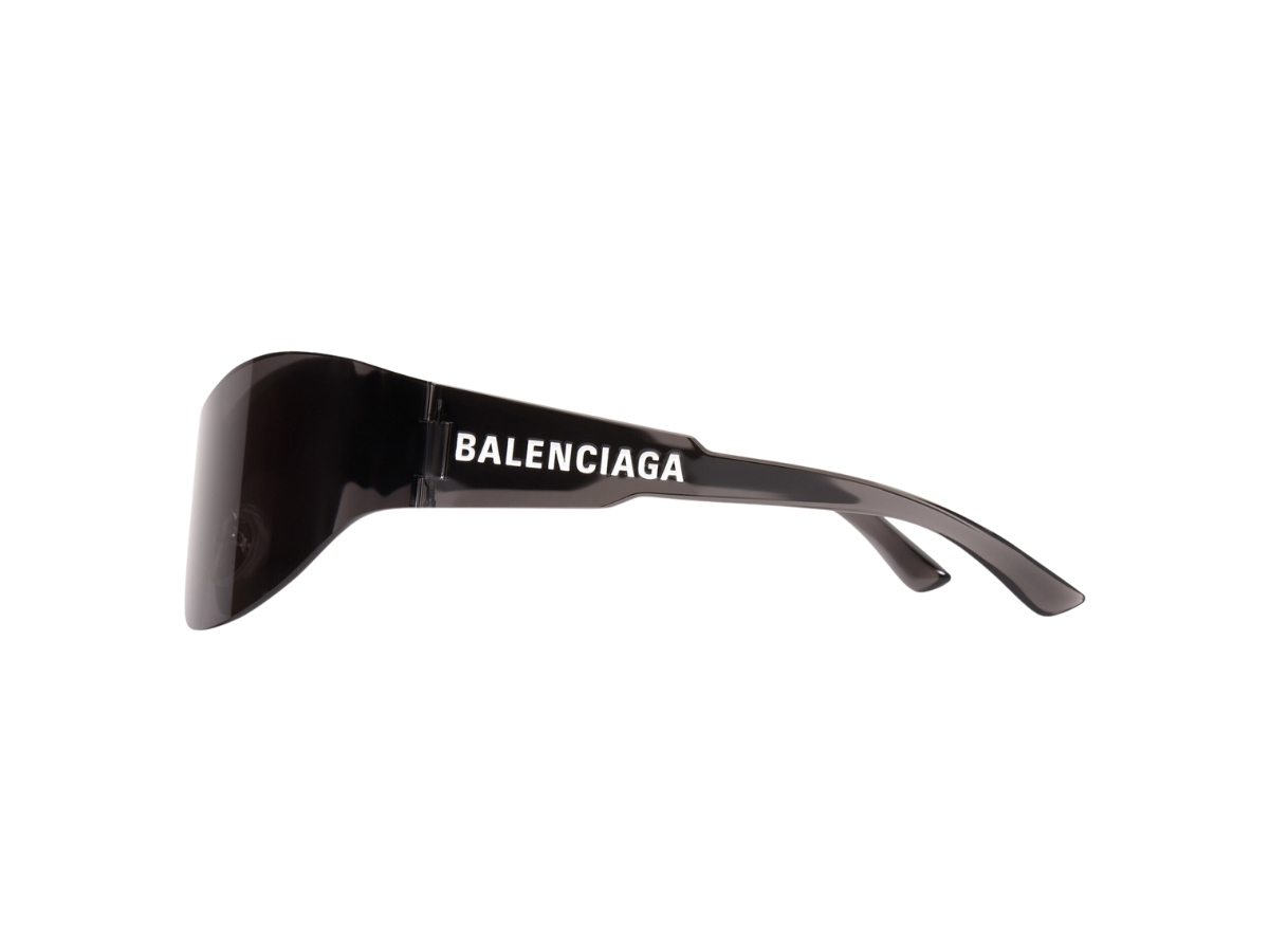 https://d2cva83hdk3bwc.cloudfront.net/balenciaga-mono-cat-2-0-sunglasses-bb0257s-001-99-in-black-nylon-frame-logo-with-black-lenses-3.jpg