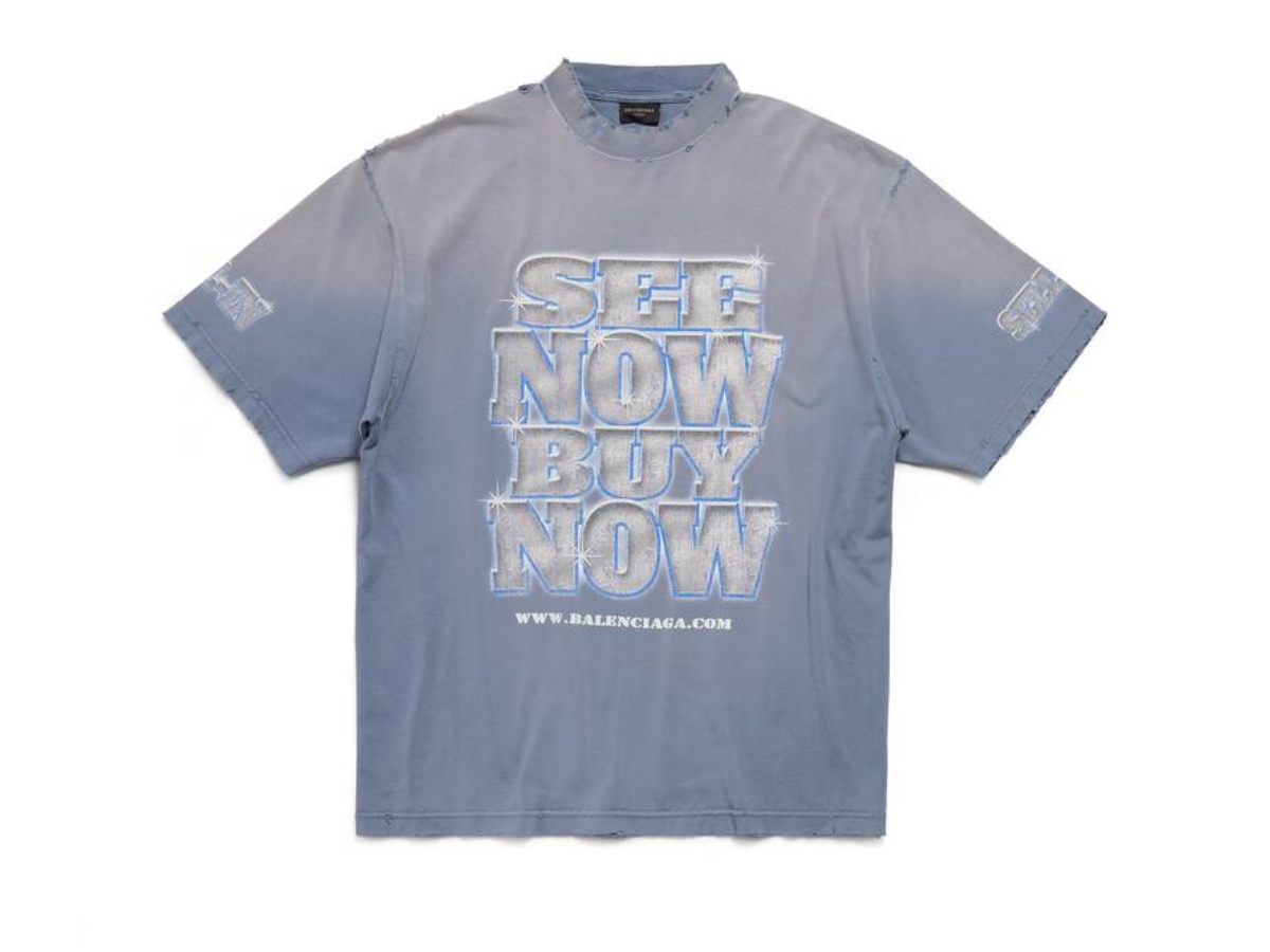 https://d2cva83hdk3bwc.cloudfront.net/balenciaga-snbn-t-shirt-large-fit-blue-1.jpg