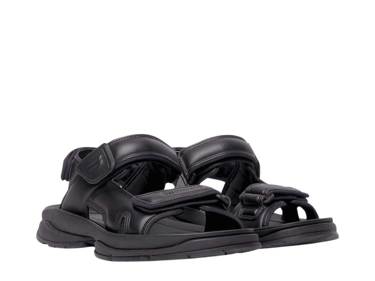 https://d2cva83hdk3bwc.cloudfront.net/balenciaga-tourist-sandal-in-technical-material-black--w--3.jpg