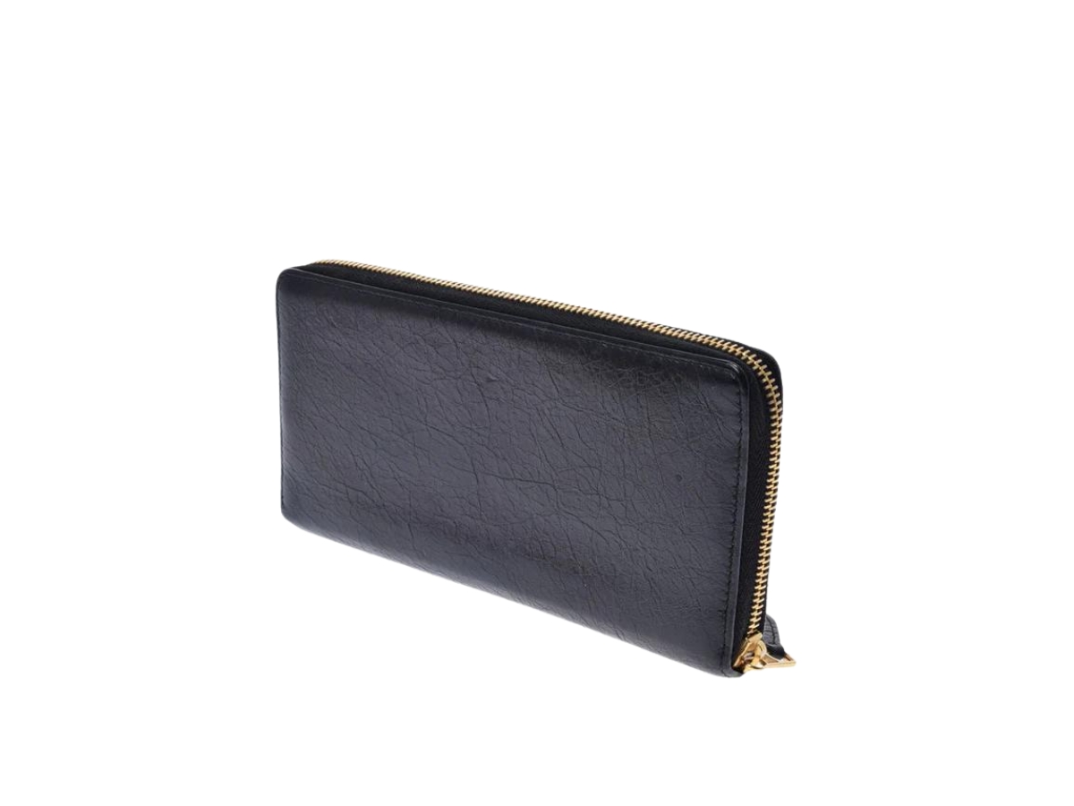 https://d2cva83hdk3bwc.cloudfront.net/balenciaga-zippy-long-wallet-in-calfskin-with-gold-hardware-black-2.jpg
