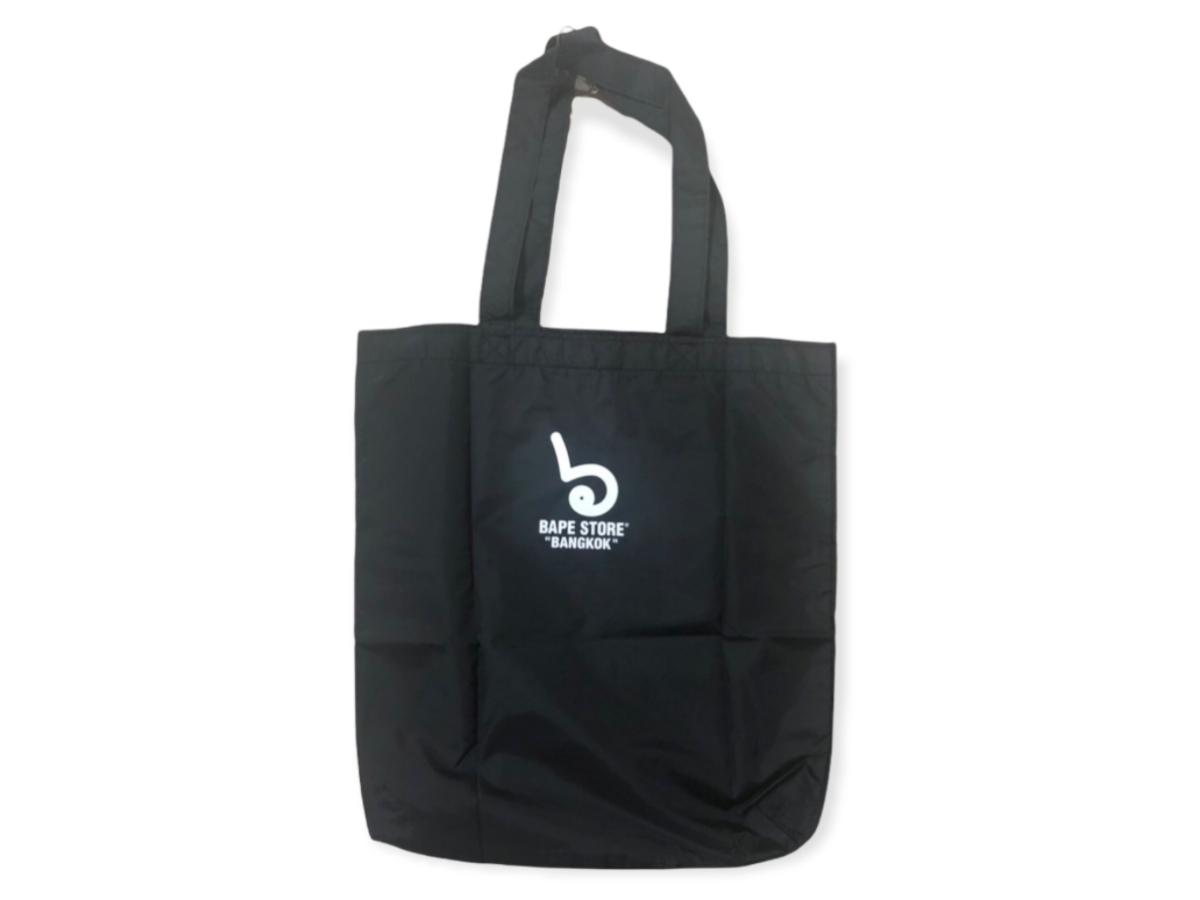 https://d2cva83hdk3bwc.cloudfront.net/bape-storm-shark-design-tote-bag-6th-anniversary-bangkok-collection-2.jpg