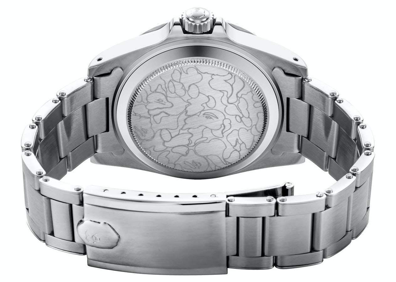 https://d2cva83hdk3bwc.cloudfront.net/bape-vintage-type-2-bapex-watch-silver-2.jpg