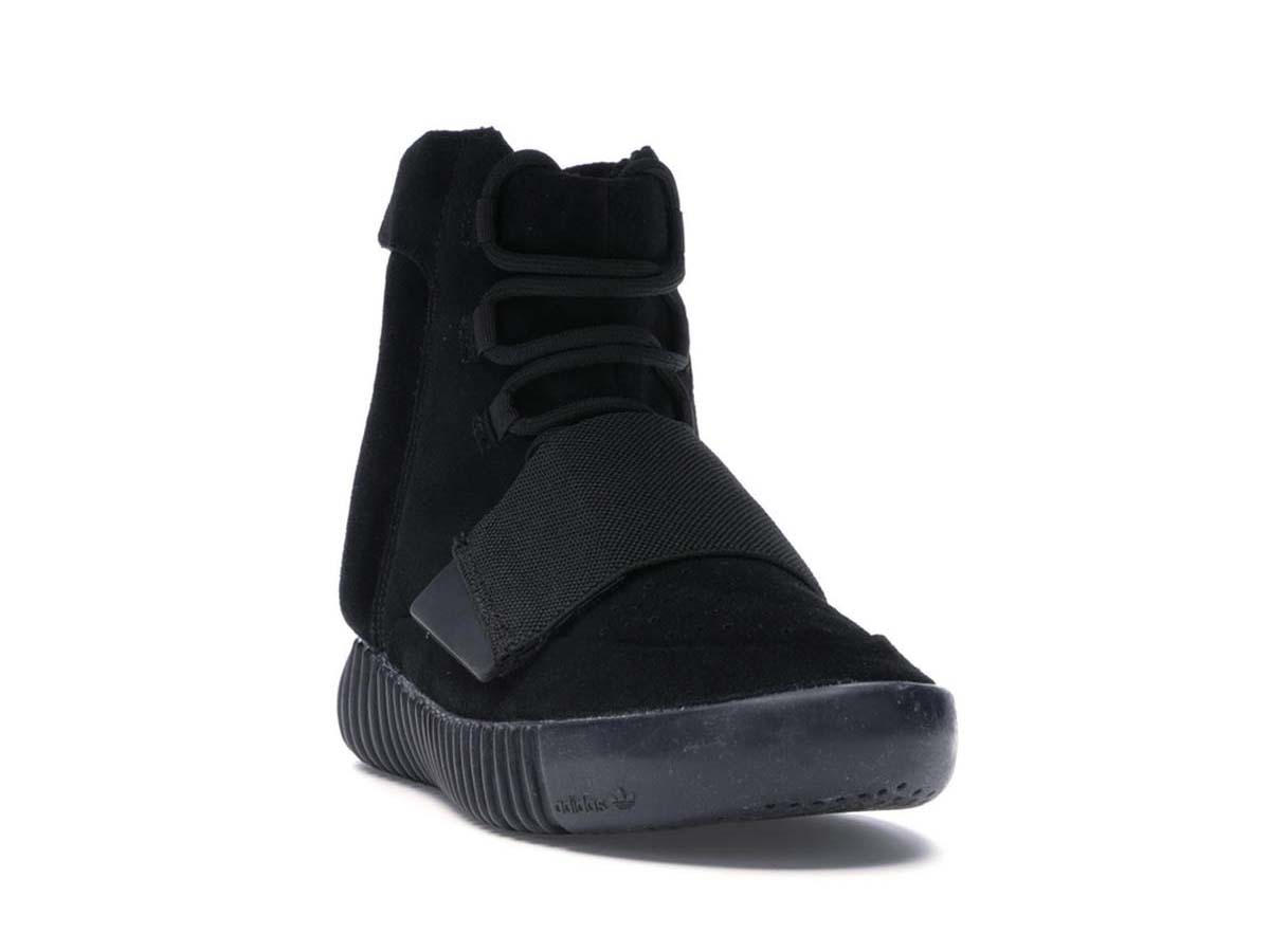 https://d2cva83hdk3bwc.cloudfront.net/bb1839-adidas-yeezy-boost-750-triple-black-3.jpg