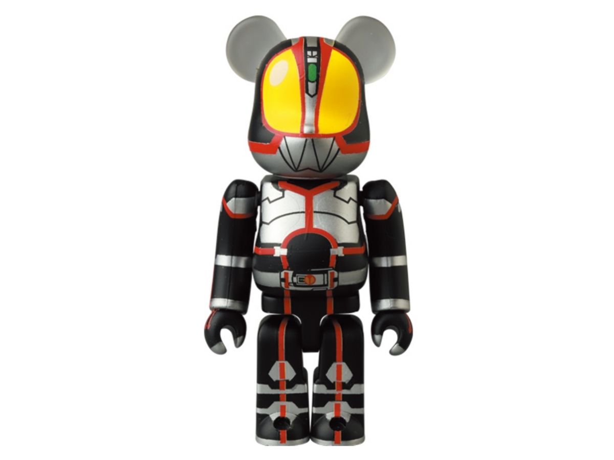 https://d2cva83hdk3bwc.cloudfront.net/be-rbrick-kamen-rider-faiz-set-100----400--3.jpg