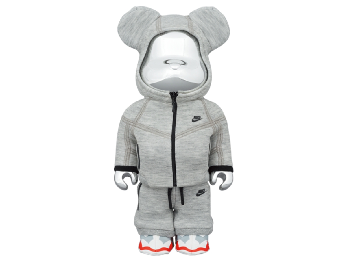 SASOM | collectibles BE@RBRICK Nike Tech Fleece N98 100％ + 400