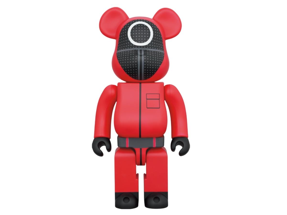 https://d2cva83hdk3bwc.cloudfront.net/be-rbrick-squid-game-guard-o-1000--1.jpg