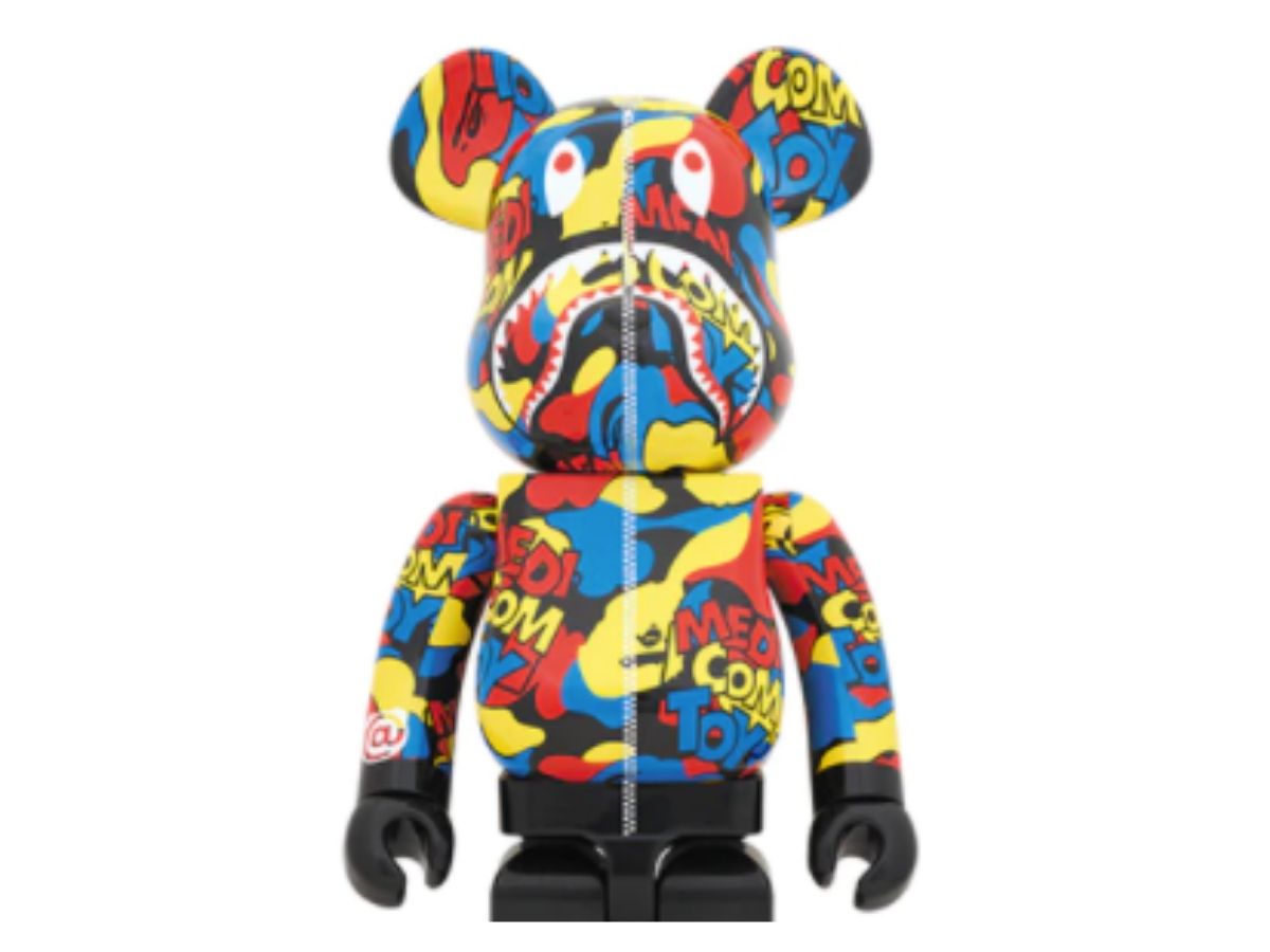 https://d2cva83hdk3bwc.cloudfront.net/bearbrick-bape-camo-shark-1000--multi-3.jpg