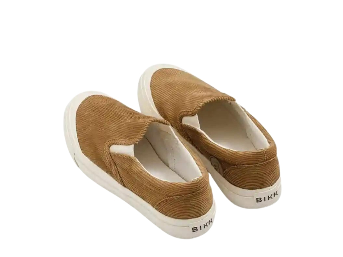 https://d2cva83hdk3bwc.cloudfront.net/bikk--grow--brown-slip-on-sneakers-4.jpg