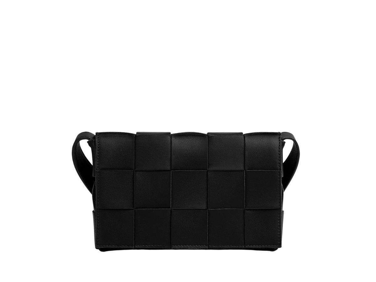 https://d2cva83hdk3bwc.cloudfront.net/botteaga-veneta-cassette-in-intreccio-leather-with-gold-finish-black-1.jpg