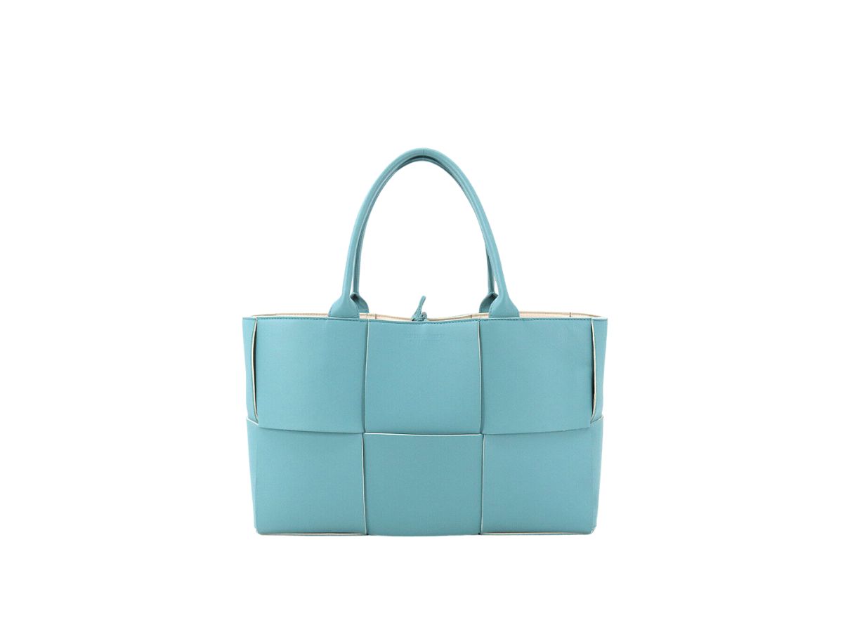 https://d2cva83hdk3bwc.cloudfront.net/bottega-veneta-arco-tote-bag-in-medium-intrecciato-canvas-light-blue-1.jpg