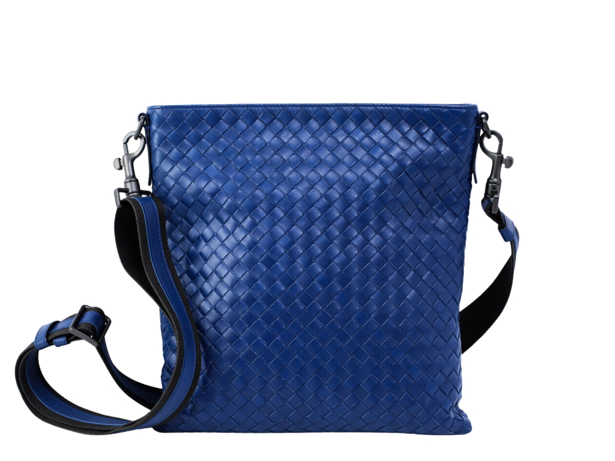 https://d2cva83hdk3bwc.cloudfront.net/bottega-veneta-blue-intrecciato-nappa-leather-flat-messenger-bag-2.jpg