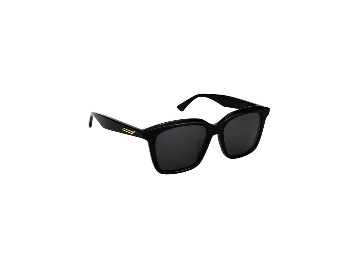 https://d2cva83hdk3bwc.cloudfront.net/bottega-veneta-bv1094sa-sunglasses-in-black-plastic-frame-with-grey-lens-3.jpg