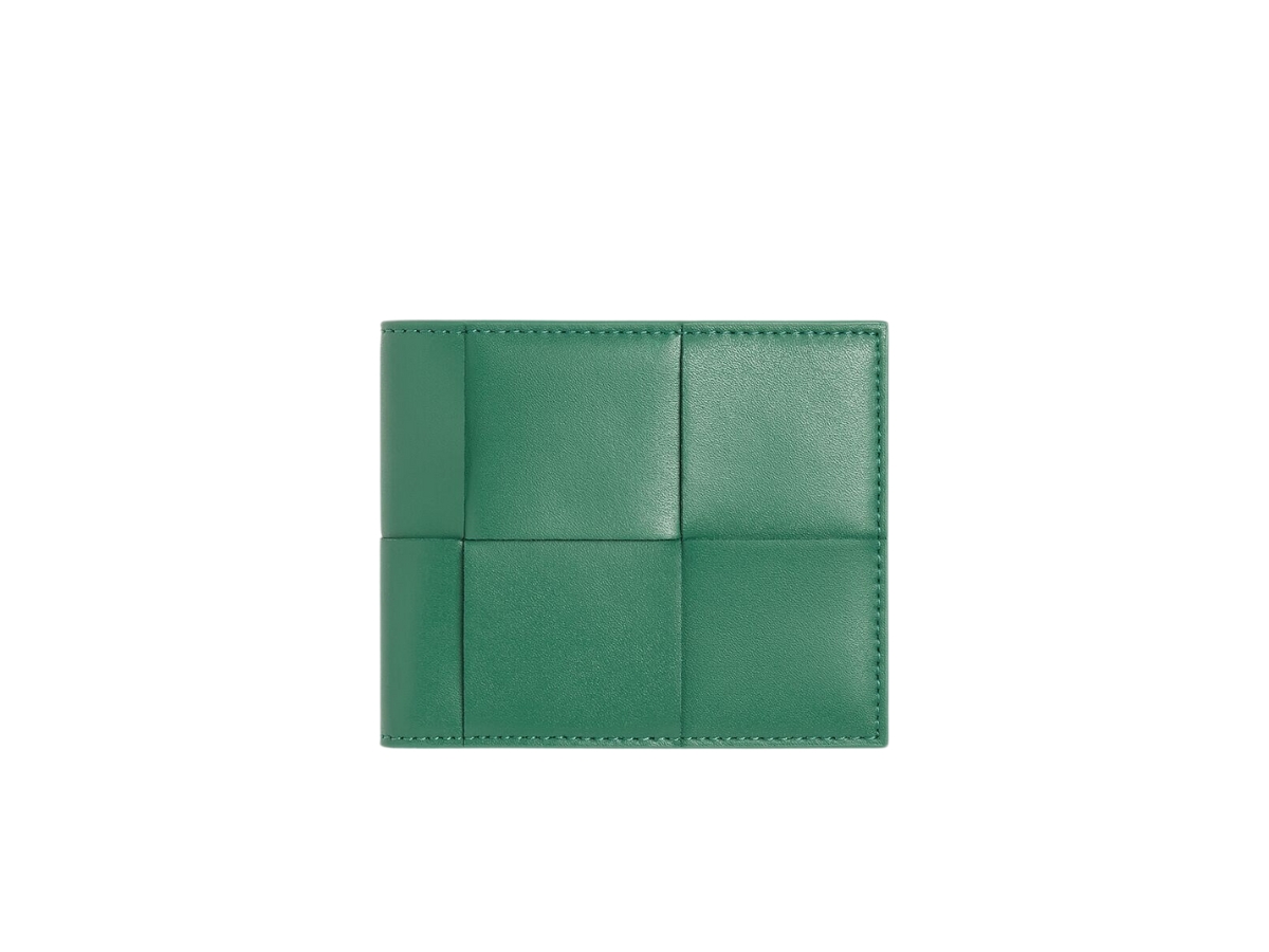https://d2cva83hdk3bwc.cloudfront.net/bottega-veneta-cassette-bi-fold-wallet-with-coin-purse-in-calfskin-with-silver-finish-hardware-mermaid-1.jpg